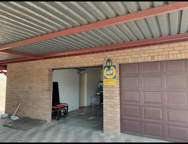 3 BEDROOM HOUSE FOR SALE IN MONTANA PARK